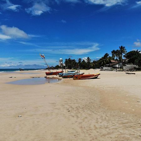 Dinuli Home Stay Ахунгалла Экстерьер фото