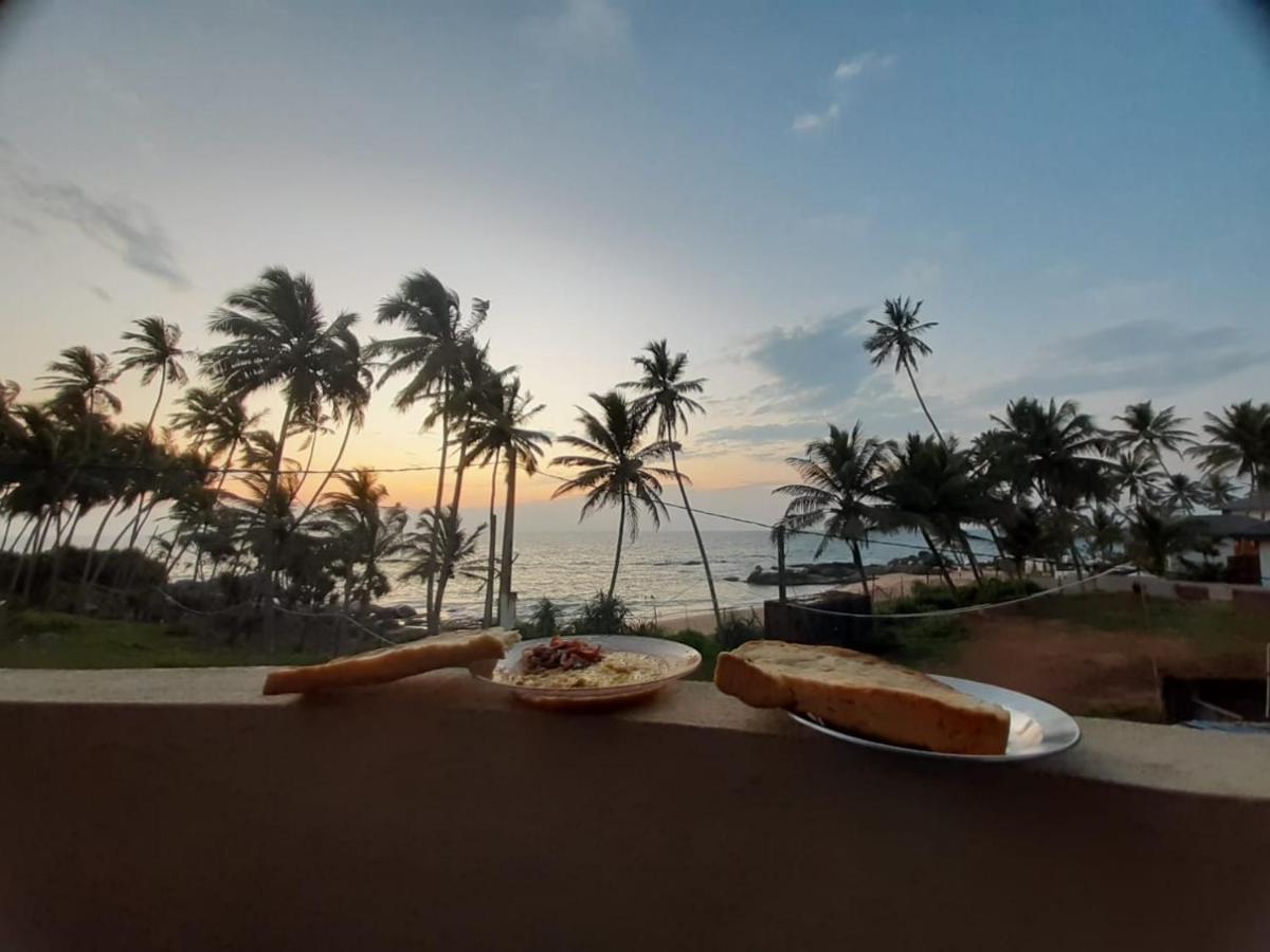Dinuli Home Stay Ахунгалла Экстерьер фото