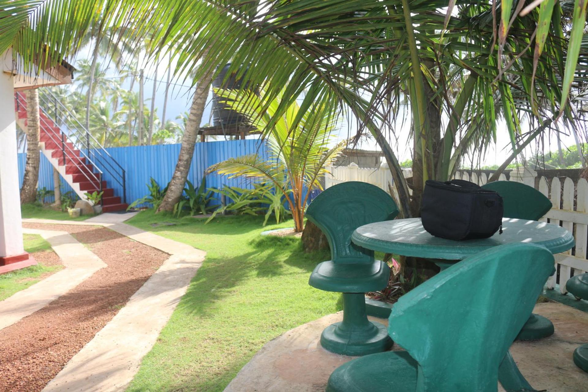 Dinuli Home Stay Ахунгалла Экстерьер фото