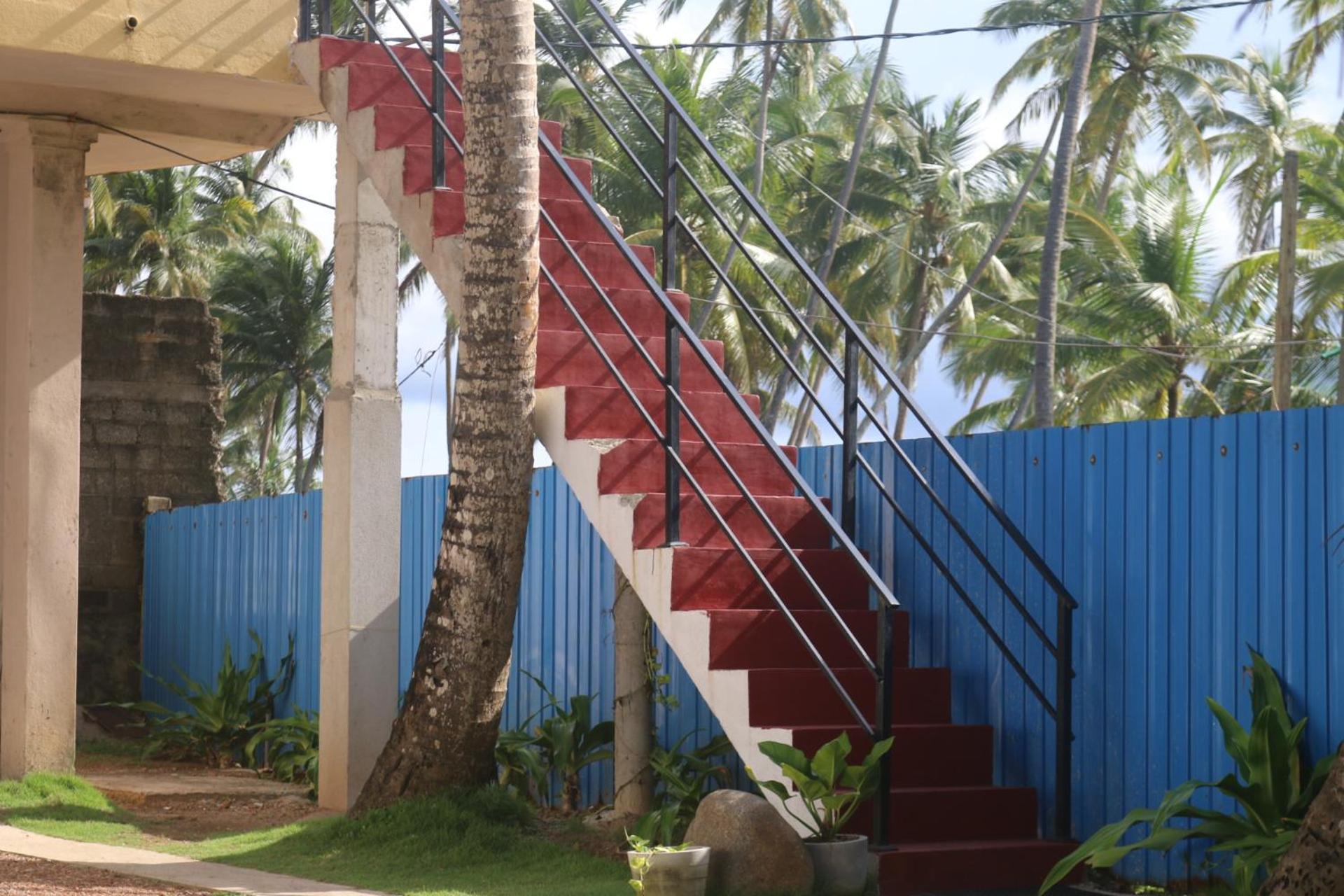 Dinuli Home Stay Ахунгалла Экстерьер фото