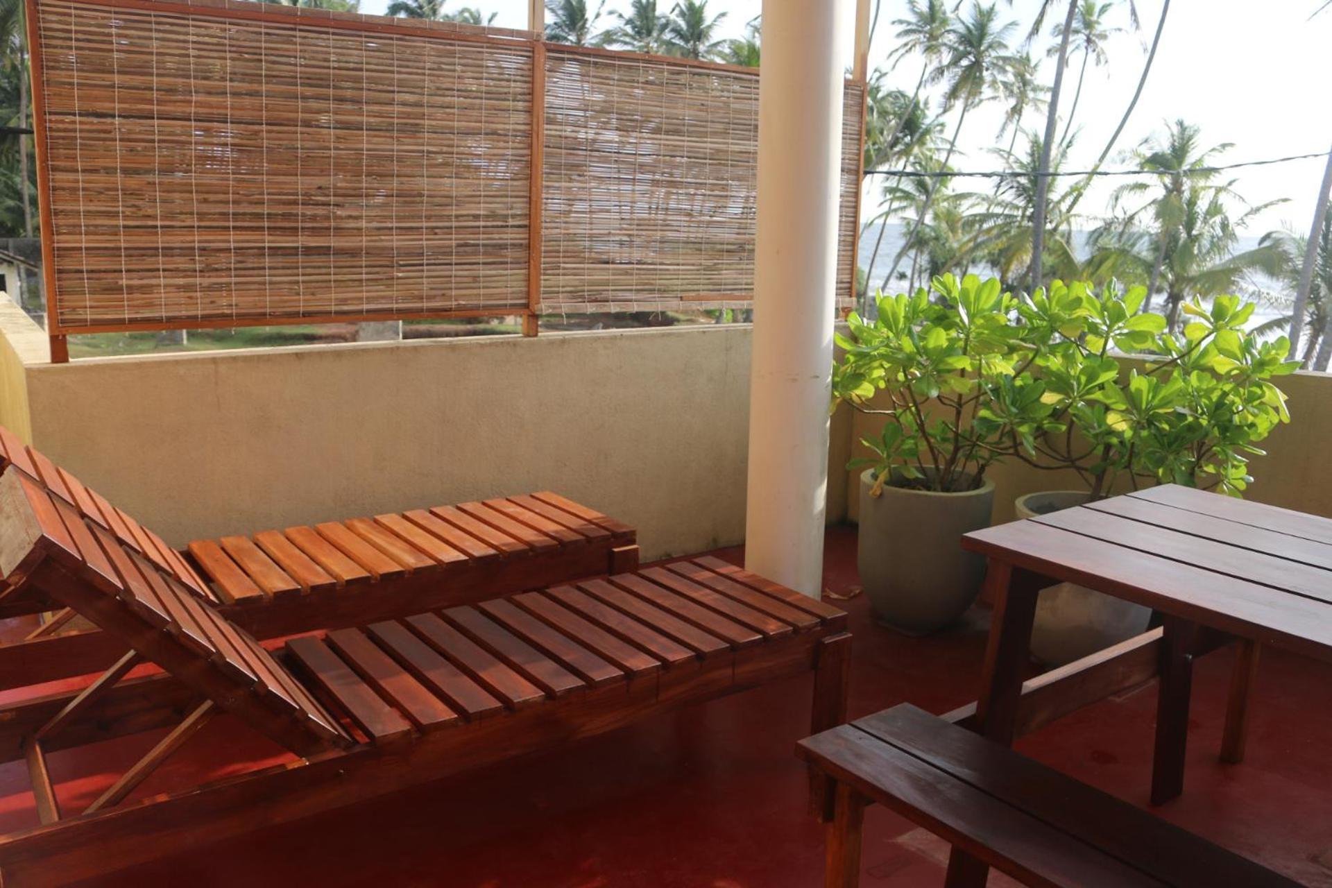 Dinuli Home Stay Ахунгалла Экстерьер фото