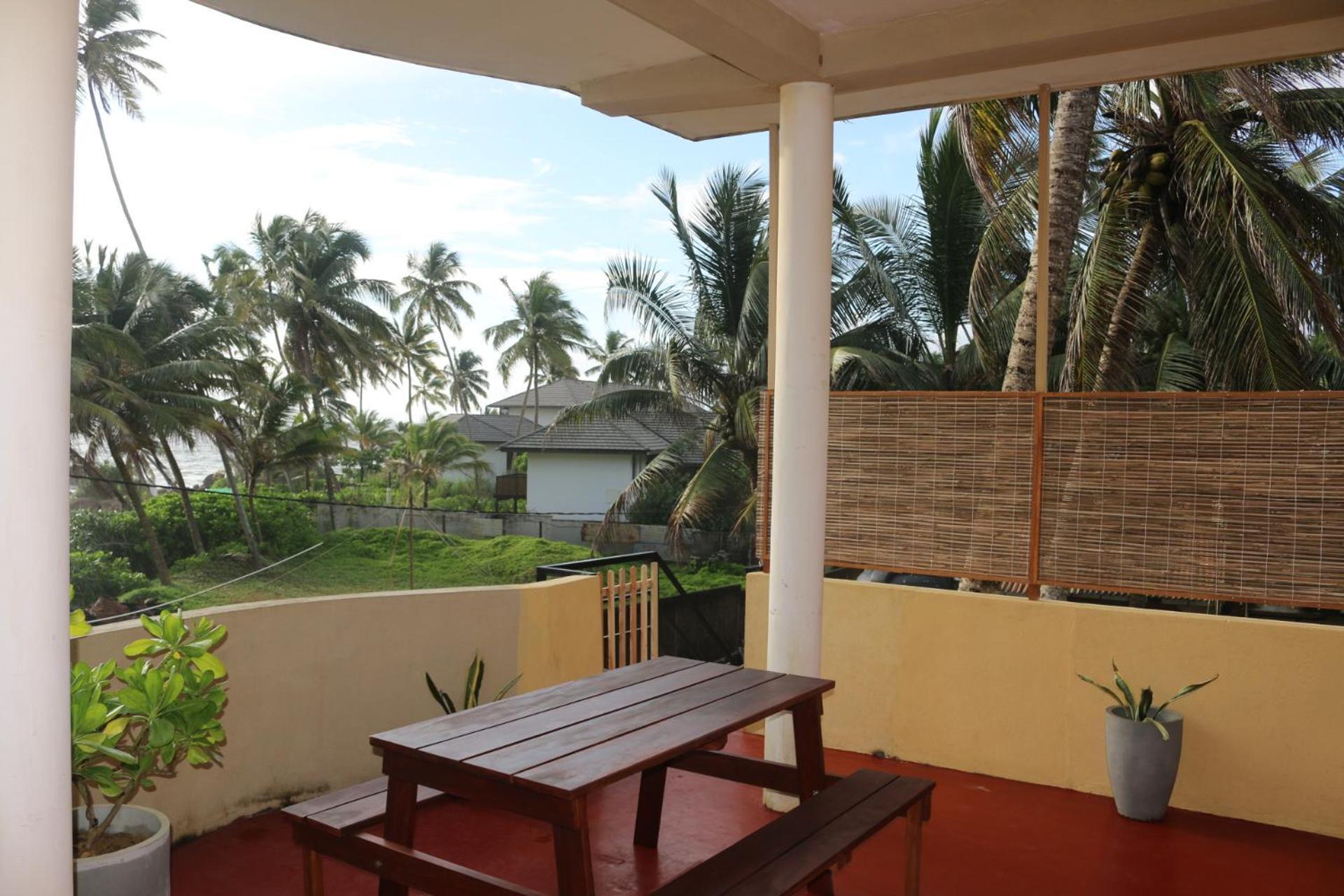 Dinuli Home Stay Ахунгалла Экстерьер фото